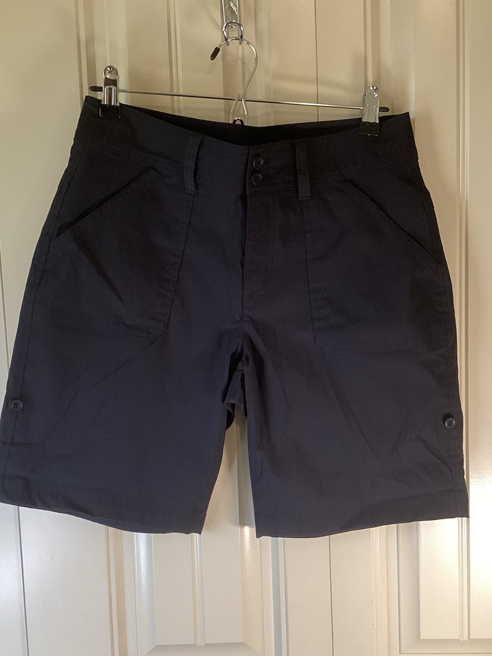 Eddie Bauer Women's Black Outdoor Bermuda Shorts
